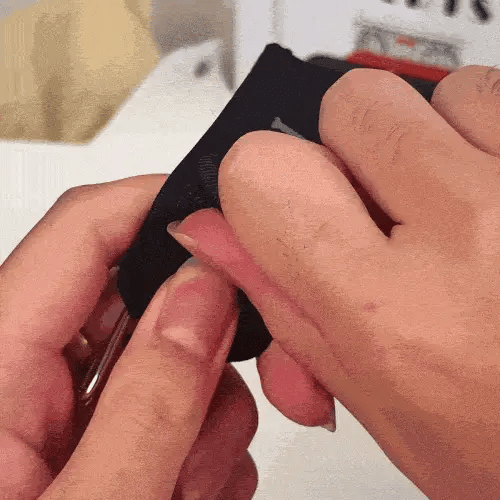 Detaliu cu banda elastică și închiderea velcro a curelei FlexiBelt Pro
